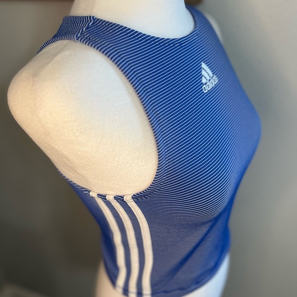 Adidas Womens Zippable Blue Small
Cropped Stripes - Picture 10 of 12